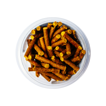 Cat Stick Mini sabor Peixe. Pote com 100g de mini tubinhos para gatos